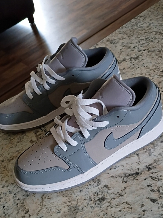Jordan Other - Jordan Low-Top Sneakers in Light Gray and Gray
